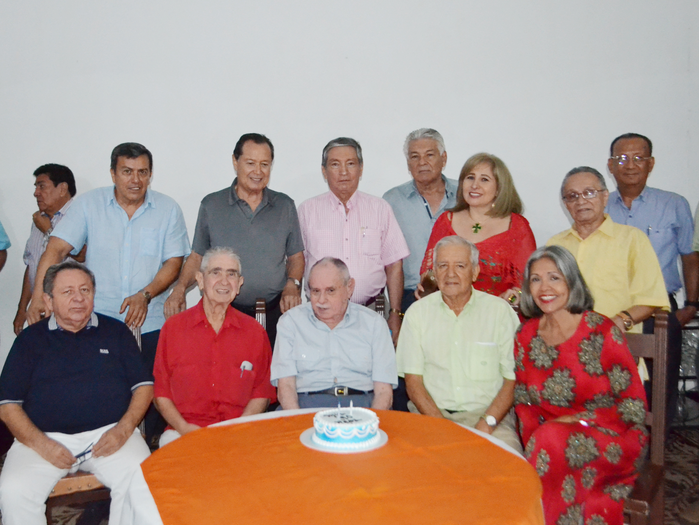 Alfonso Ubajoa, Nelson Flórez, Luis Humberto Villarroel, Cheo Perdomo, Álvaro Sandino, Martha Trujillo, Henry Calderón, Armando Liévano, German Farfán, Delimiro Moreno, José Vicente Ortiz, Clara Sofía Díaz.